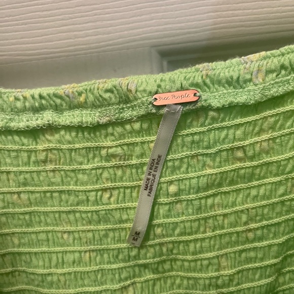 Free people Women's Blue Marigold Smocked Top
Medium - Picture 6 of 8